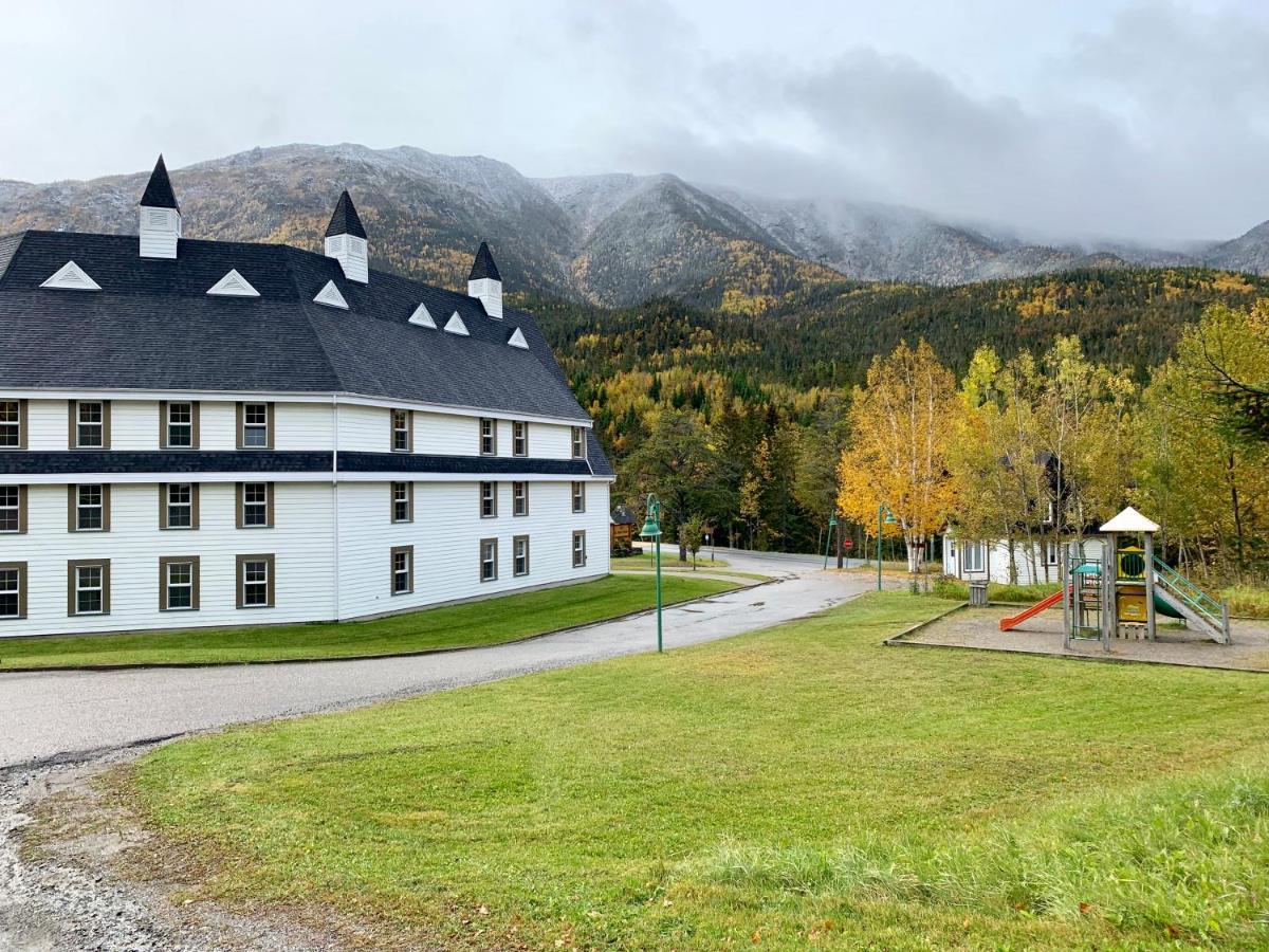 Gite Du Mont-Albert - Sepaq Sainte Anne des Monts ภายนอก รูปภาพ