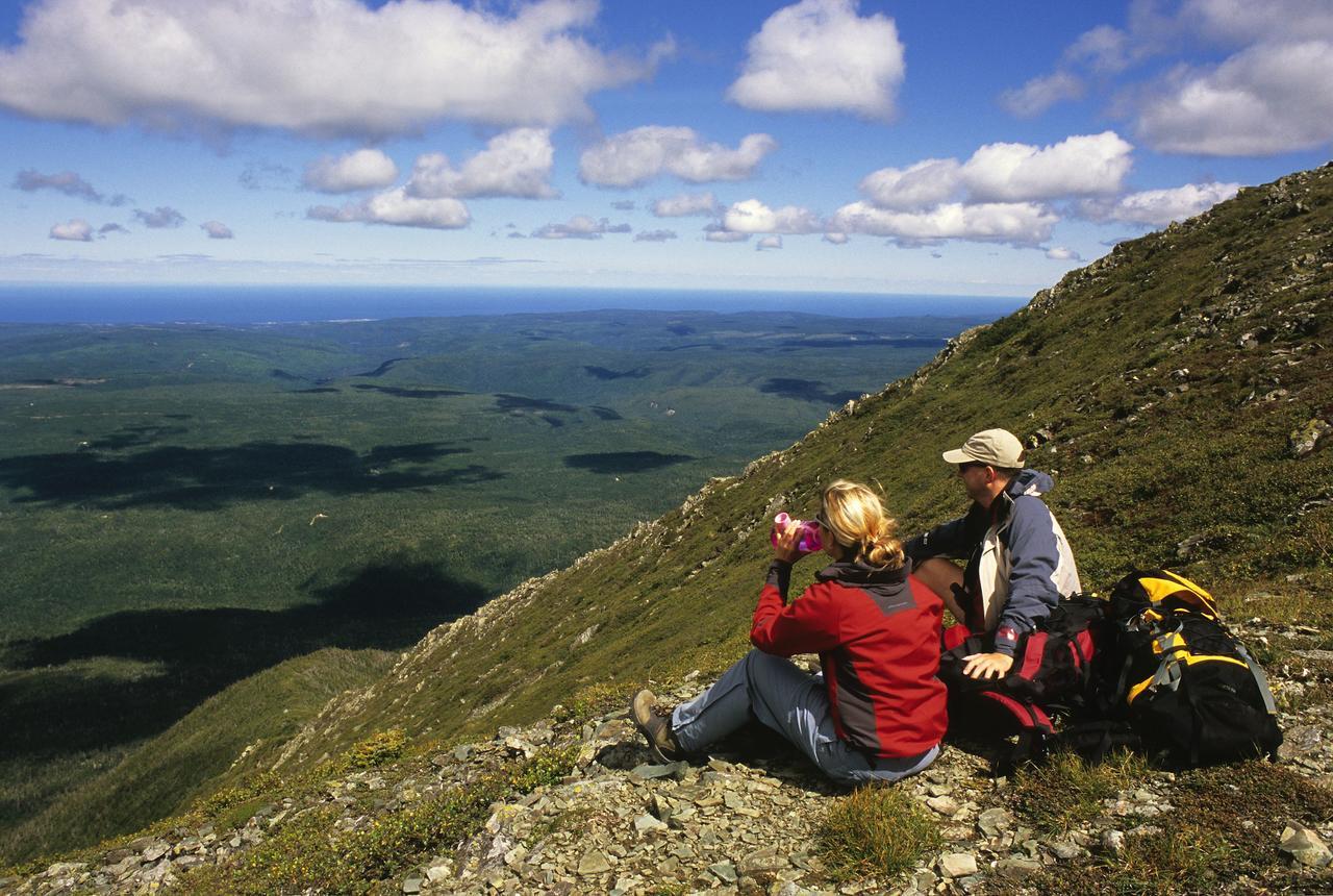 Gite Du Mont-Albert - Sepaq Sainte Anne des Monts ภายนอก รูปภาพ